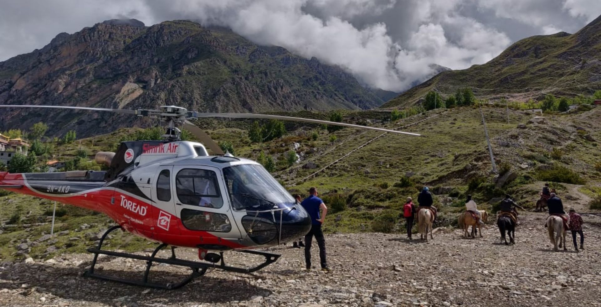 muktinath yatra by helicopter